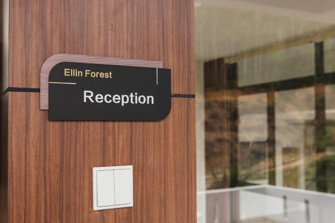 Ellin Forest Karaoke & Pool Resort Bukit Tinggi Bentong Exterior foto